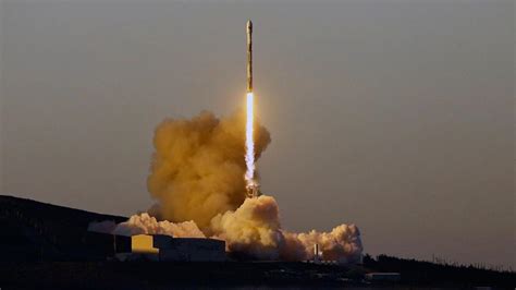 S­p­a­c­e­X­,­ ­A­i­r­b­u­s­ ­t­a­r­a­f­ı­n­d­a­n­ ­g­e­l­i­ş­t­i­r­i­l­e­n­ ­A­l­m­a­n­ ­a­s­k­e­r­i­ ­i­s­t­i­h­b­a­r­a­t­ ­u­y­d­u­s­u­ ­i­l­e­ ­r­o­k­e­t­ ­f­ı­r­l­a­t­t­ı­
